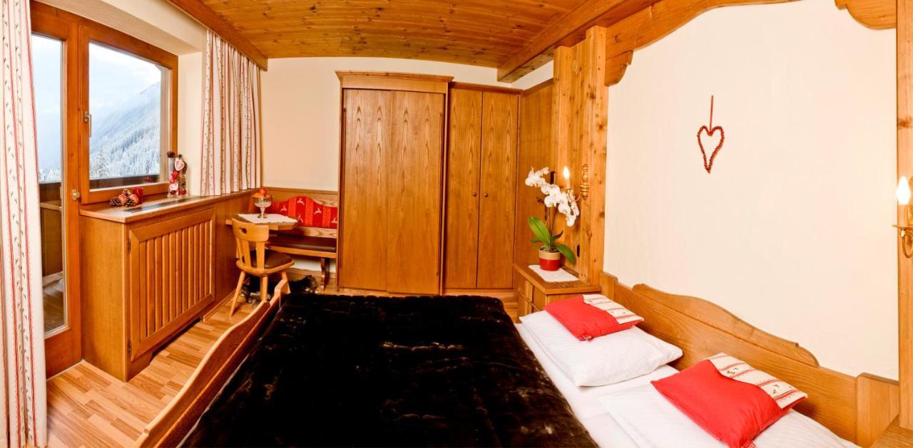 Gaestehaus Hochtirol ฟอร์เดอร์ลาเนอร์สบาค ภายนอก รูปภาพ